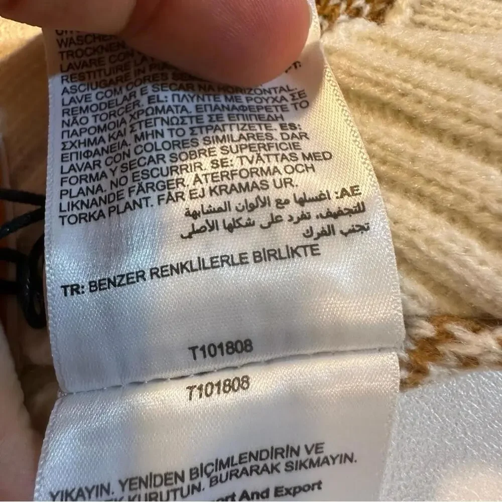 NWT $60‎ Timberland Gender Neutral Tan Plaid Long Scarf